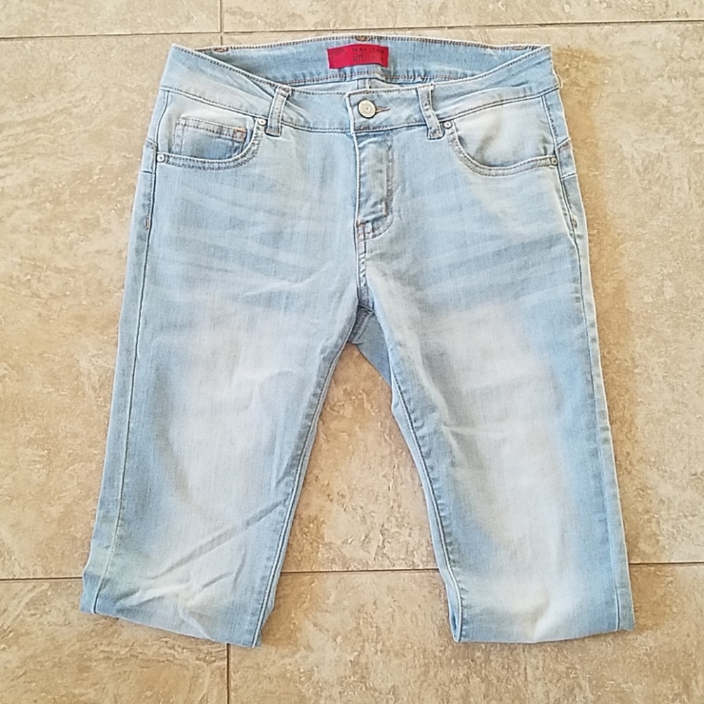Light wash jean
